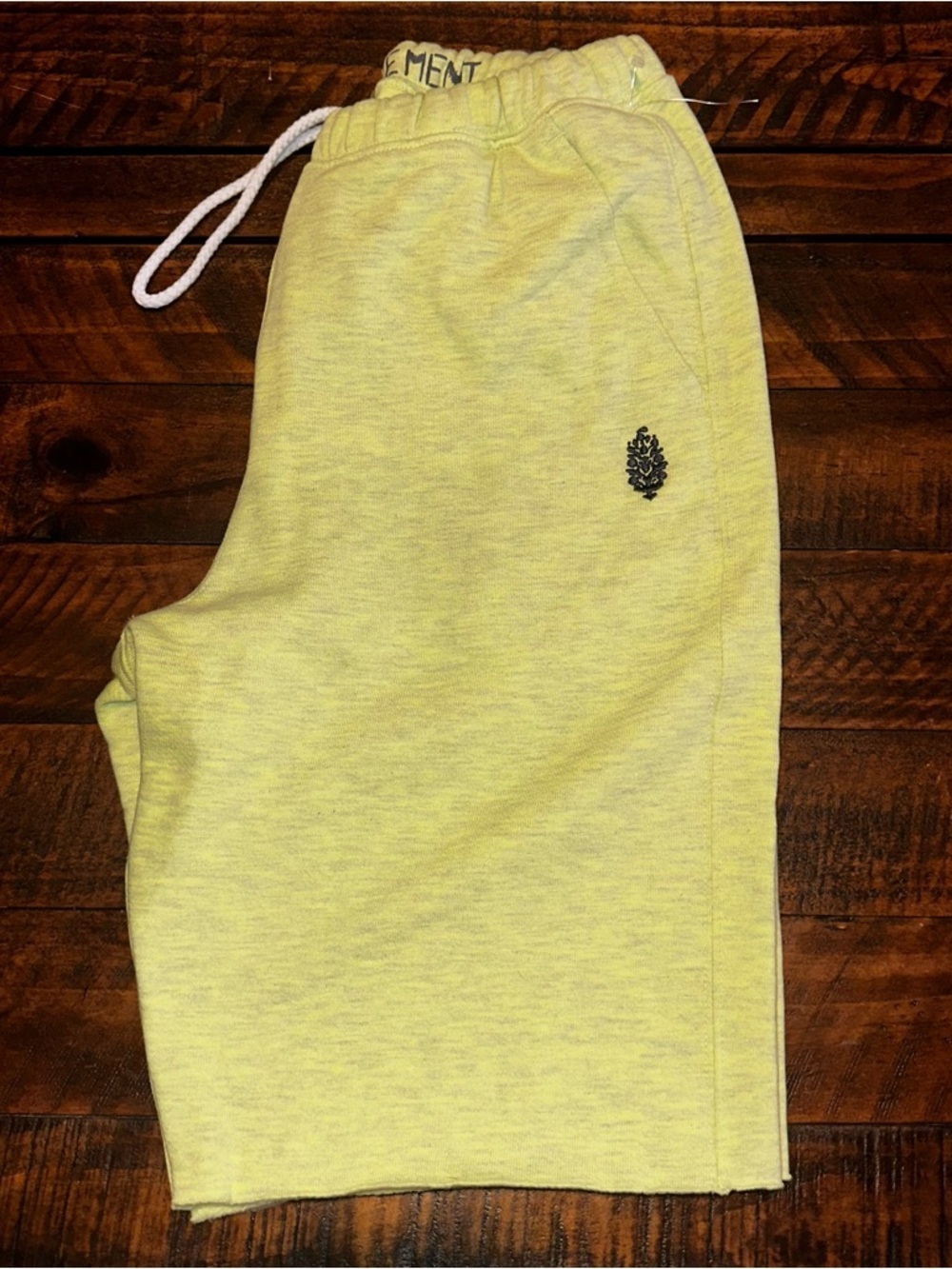 NEW FP Movement "For the Win" Long Shorts in the color "Sour Citrus". Sz S - Picture 2 of 12